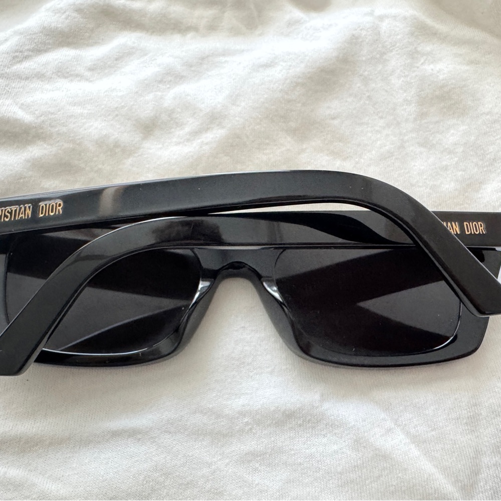 Dior Black Rectangular Sunglasses With Dark Lenses - image 4
